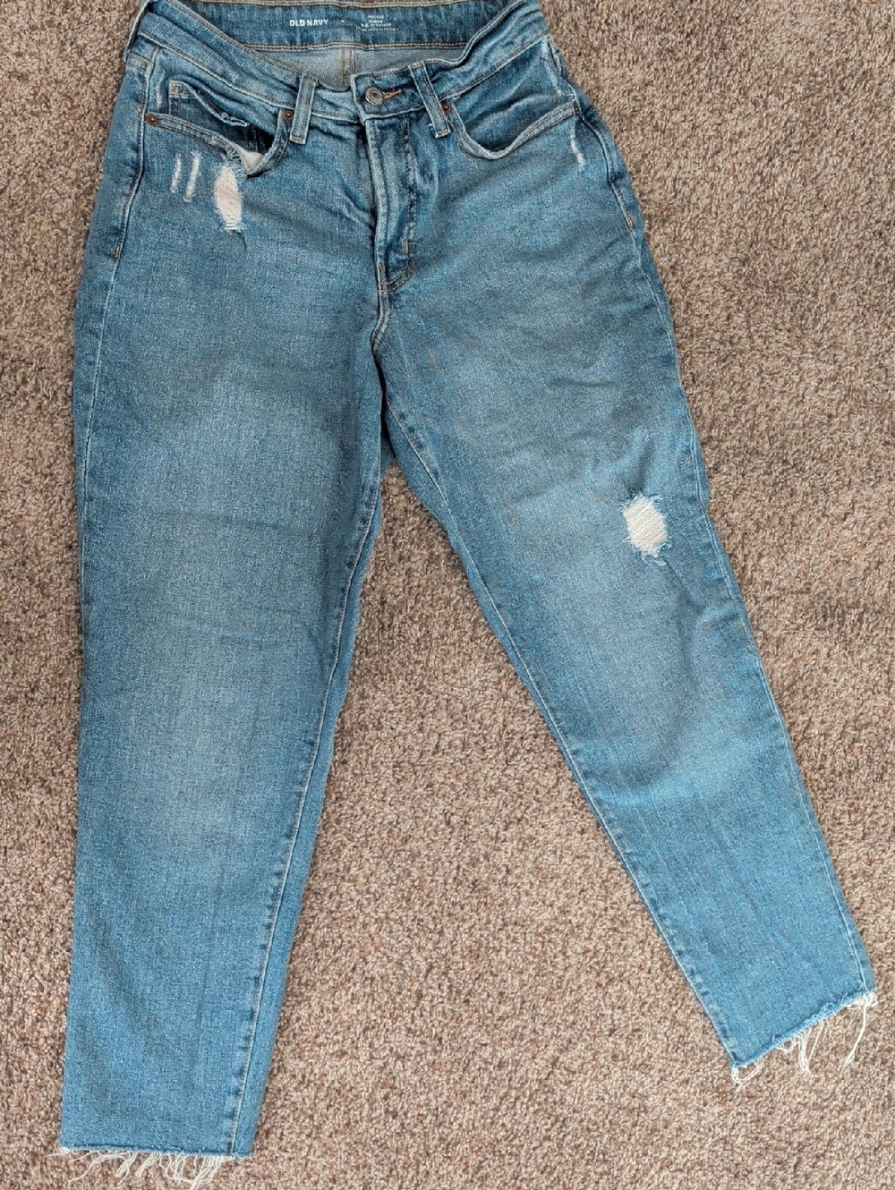 Old Navy Women's Light Blue Distressed Cropped Jeans